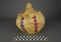 Basket and lid with CM ruler